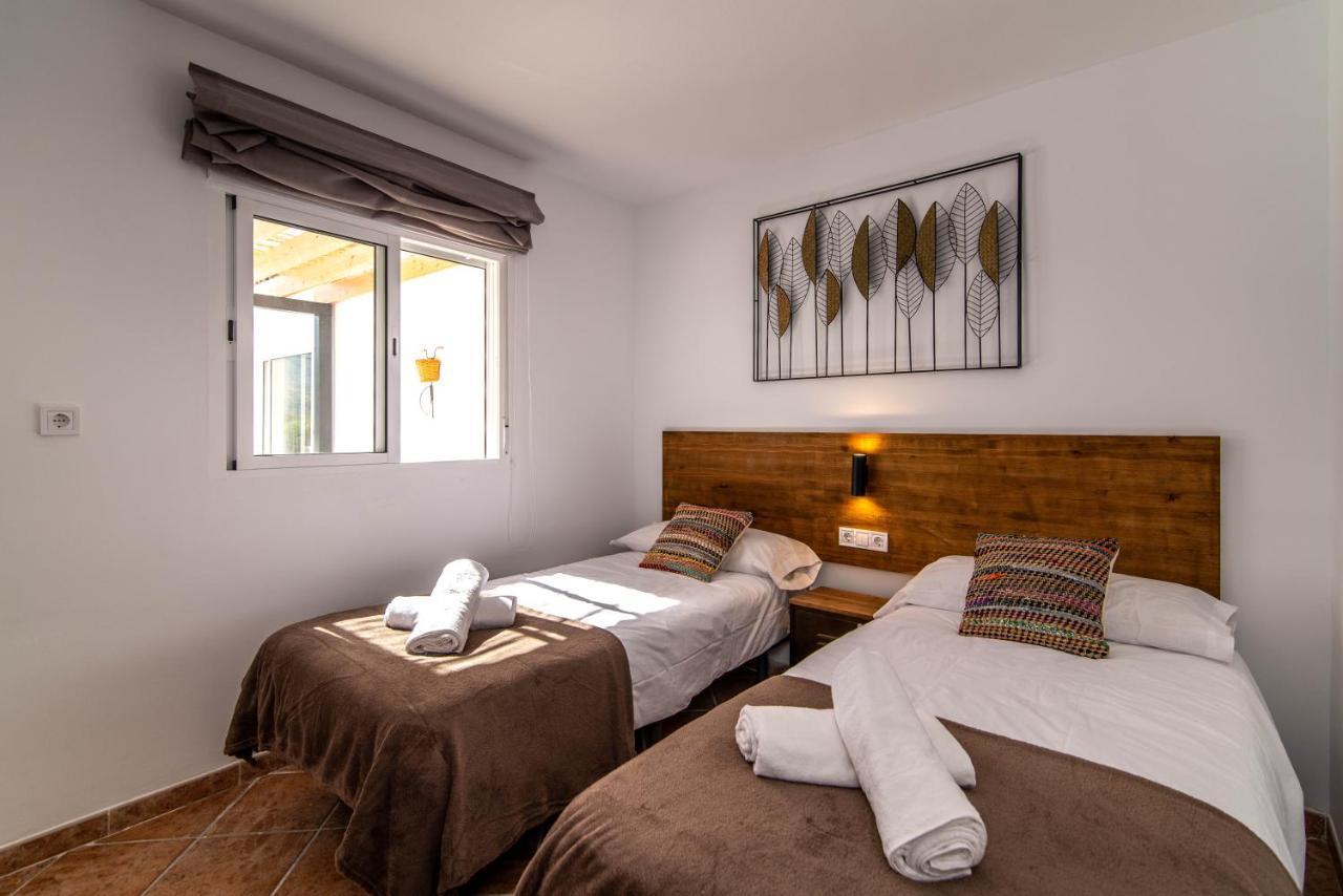 Palm Tree Villa - 5Bdr Paradise Pool / Chill Out Beds Torremolinos Ngoại thất bức ảnh
